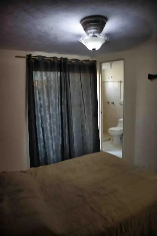 Apartment Casa En Fraccionamiento/ Cerca Del Aeropuerto/ Guadalajara.